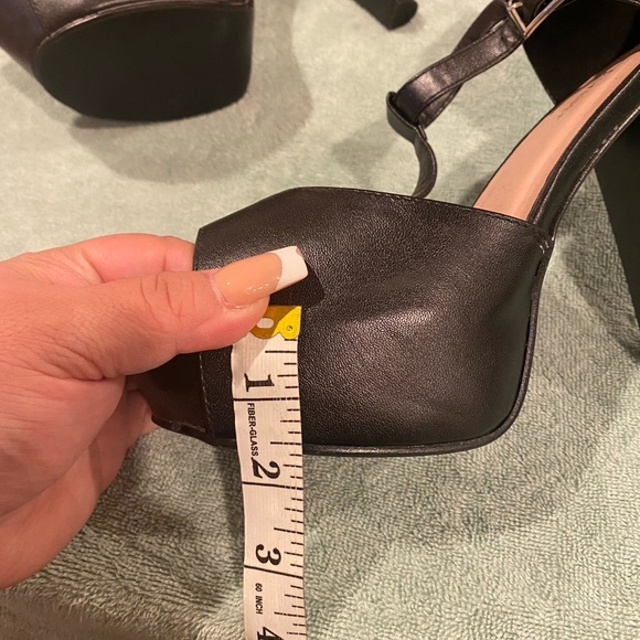 Women’s high heels size 10 - Picture 4 of 5